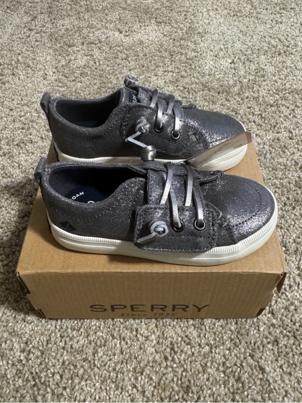 6 1/2 Toddler Girl’s Sperry Crest Vibe JR Pewter Velcro Shoes NWT W/Box